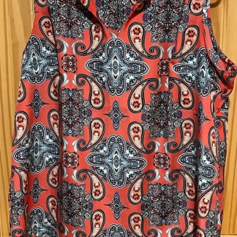 Sleeveless top